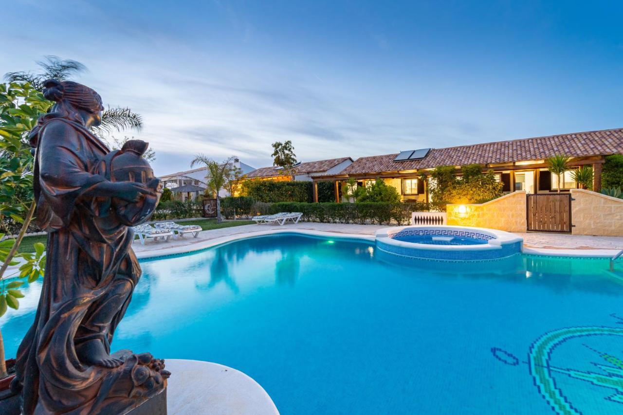Apartamento Jibazahora Piscis Exterior photo
